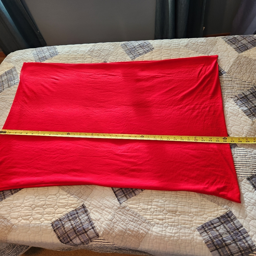 ๐ Red Infinity Scarf/wrap - Picture 6 of 7